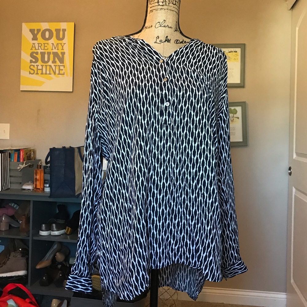 Loft Navy and White Patterned Top.